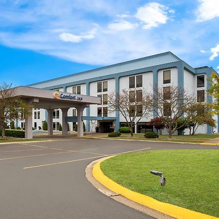 Comfort Inn Cadillac Bagian luar foto