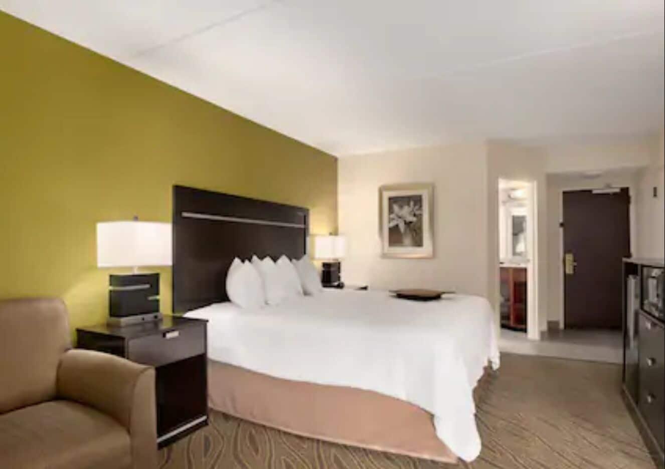 Comfort Inn Cadillac Bagian luar foto