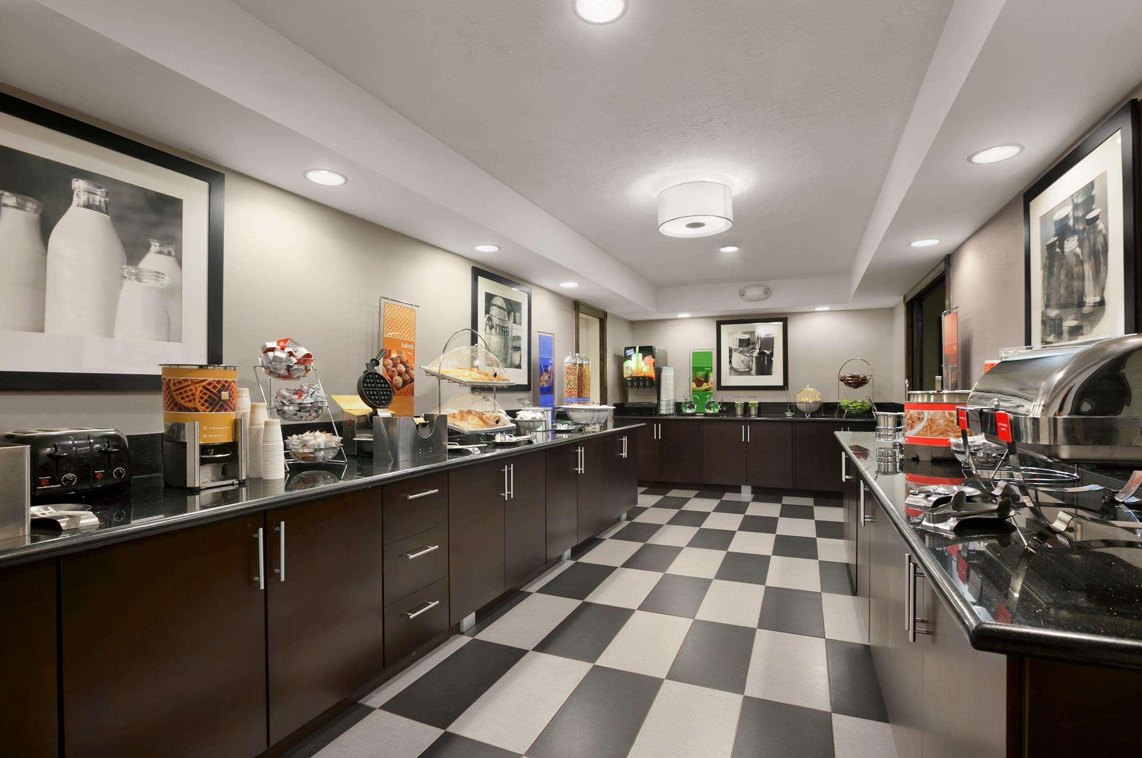 Comfort Inn Cadillac Bagian luar foto