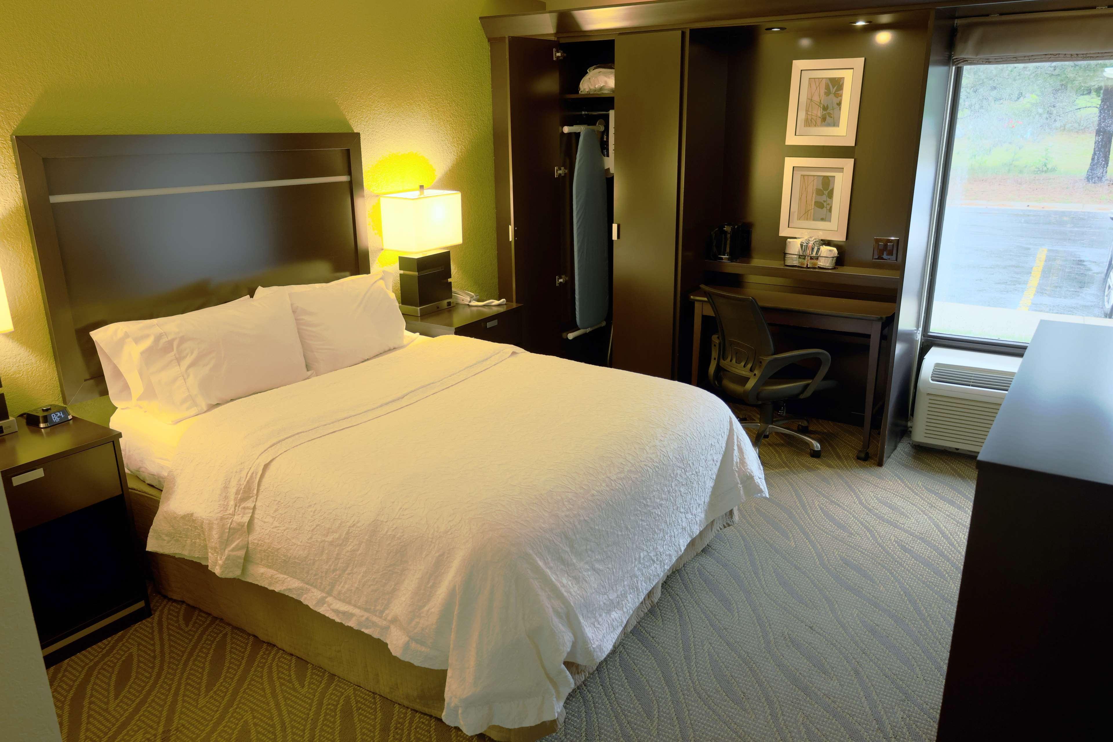 Comfort Inn Cadillac Bagian luar foto