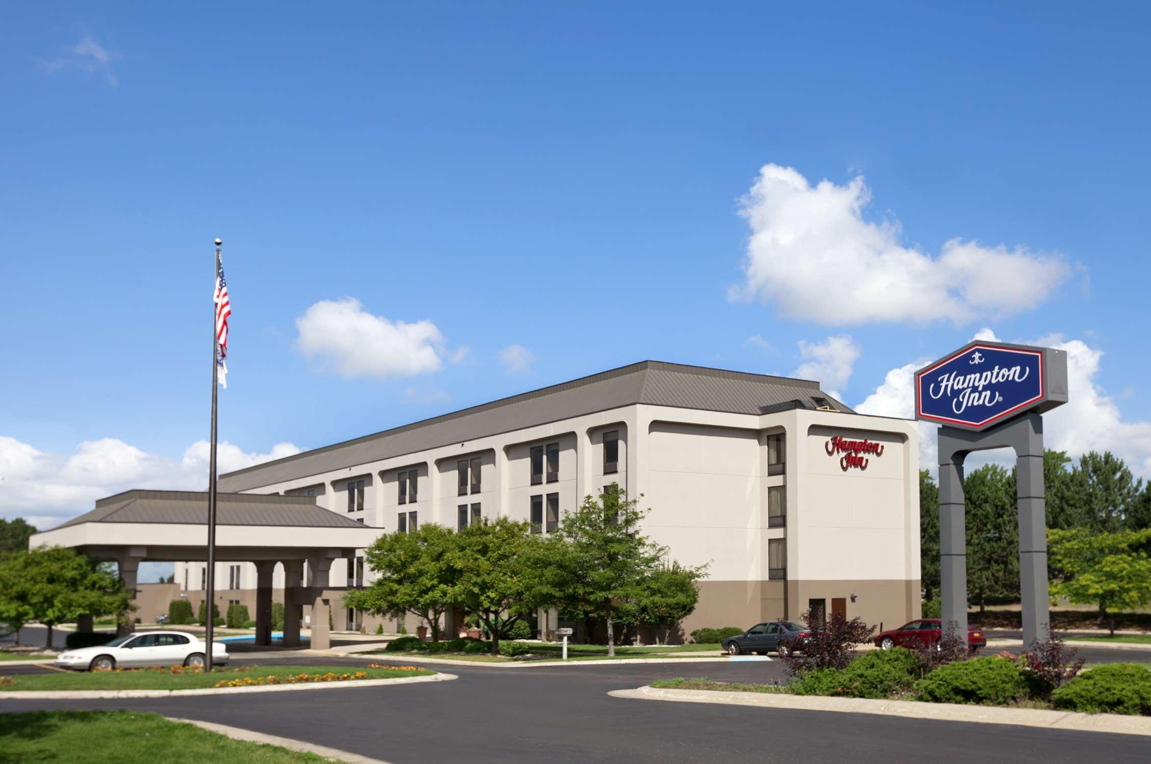 Comfort Inn Cadillac Bagian luar foto
